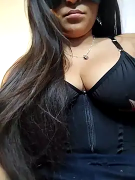 Snapshot of Pauilina_Simons chatting on January 29, 2025, 12:22 am Pauilina Simons online show from January 29, 2025, 12:22 am