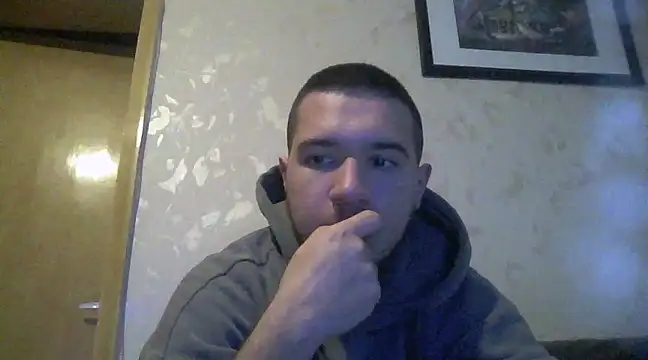 Drag Queen online show from February 28, 2025, 2:20 pm