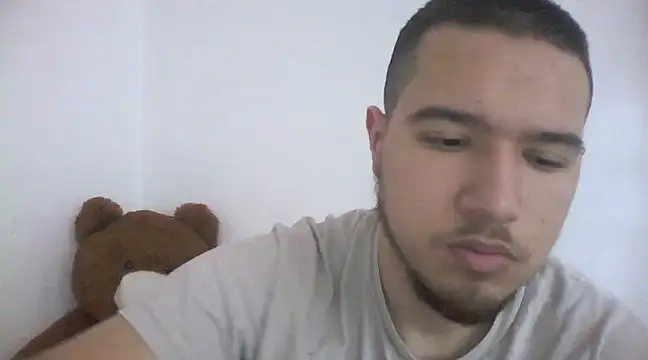 Drag Queen online show from February 6, 2025, 7:35 am