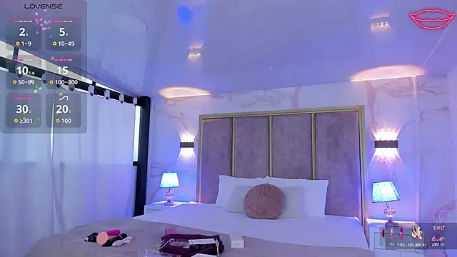 AliDiaz  online show from September 13, 2025, 12:16 pm