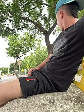 arevalo1124 online show from November 21, 2025, 3:33 pm