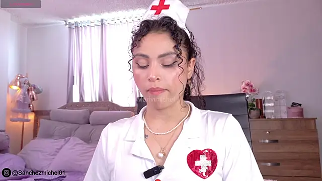 Marivimichel1 online show from October 19, 2025, 7:05 pm