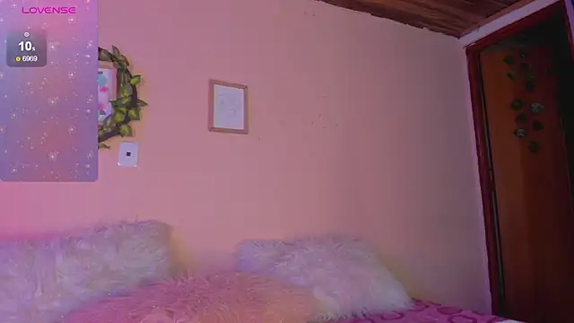 Nalia adams online show from March 5, 2025, 12:44 pm