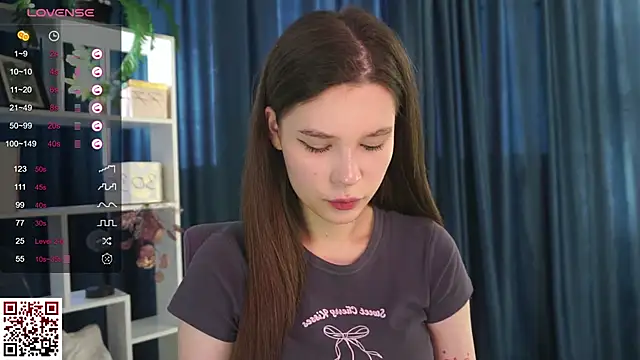 OdetteAven online show from March 11, 2025, 4:19 am