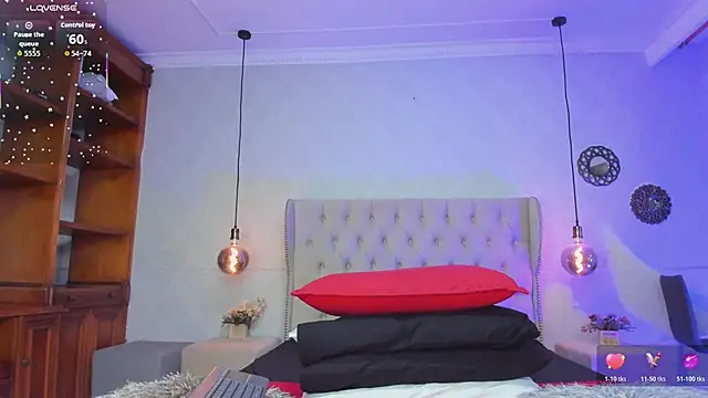 amanda29 online show from November 24, 2025, 7:14 pm