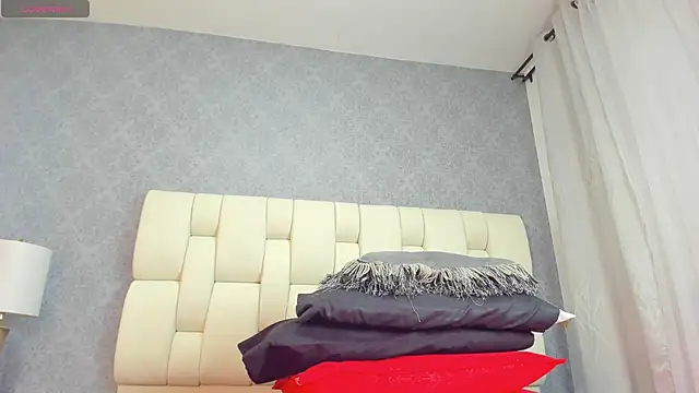 amanda29 online show from October 1, 2025, 7:07 pm