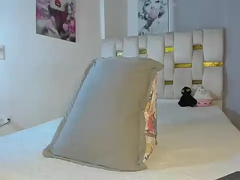 beautiful doll088 online show from November 4, 2025, 12:03 am