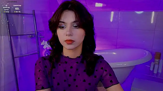 Hotary Yuko online show from November 4, 2025, 11:03 am