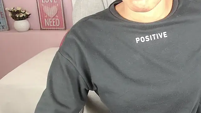 brendathompson  online show from February 14, 2025, 12:36 pm