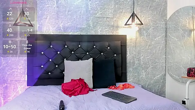 emberhodson online show from September 30, 2025, 11:27 am