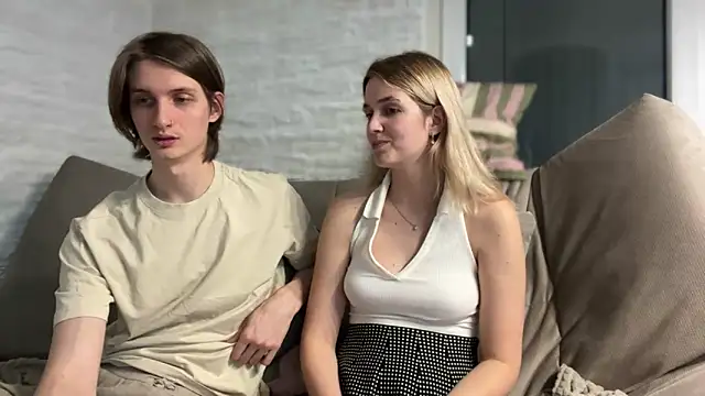 Snapshot of amandatalk chatting on October 21, 2025, 5:45 pm amandatalk online show from October 21, 2025, 5:45 pm