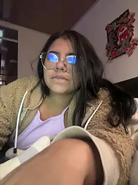 viccky vick online show from March 11, 2025, 10:20 pm