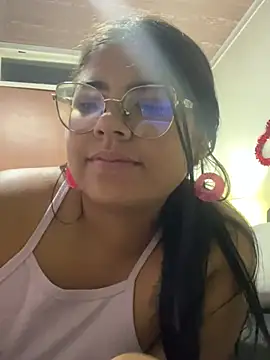 viccky vick online show from March 12, 2025, 2:09 am