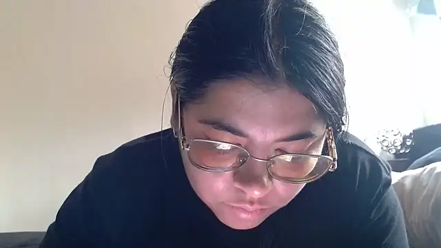 viccky vick online show from April 6, 2026, 3:46 pm