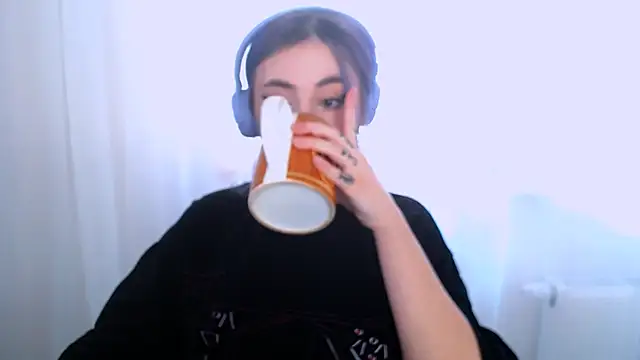 purplewitch online show from October 29, 2025, 7:40 am