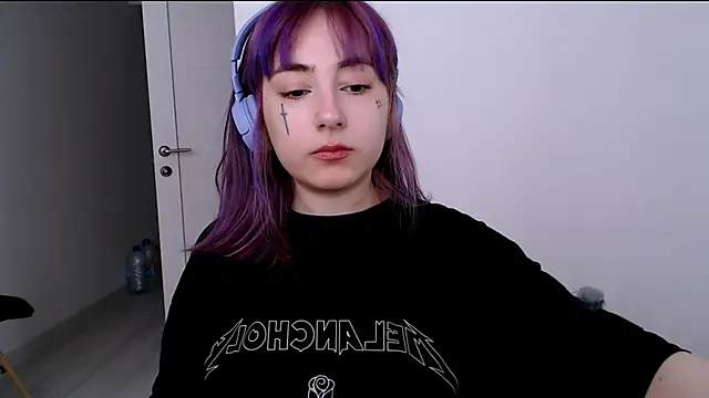 purplewitch online show from March 4, 2026, 7:38 am