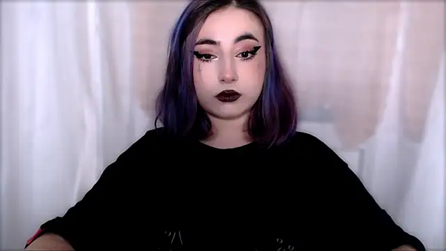 purplewitch online show from December 3, 2025, 12:55 am