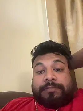 Snapshot of SoloChill chatting on May 19, 2026, 3:24 am SoloChill online show from May 19, 2026, 3:24 am