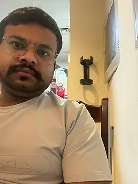 SoloChill online show from February 5, 2026, 12:39 am