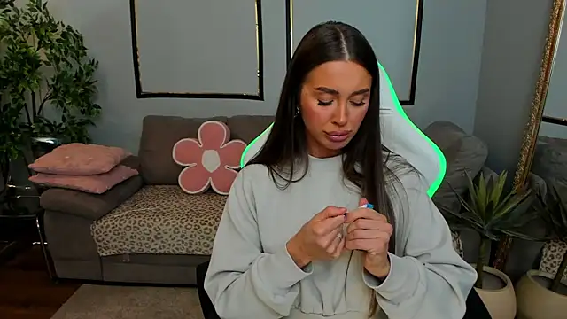 Anya-Ray online show from March 24, 2026, 12:49 pm