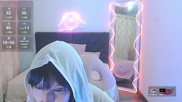 palmerfox tay online show from March 11, 2025, 7:25 pm