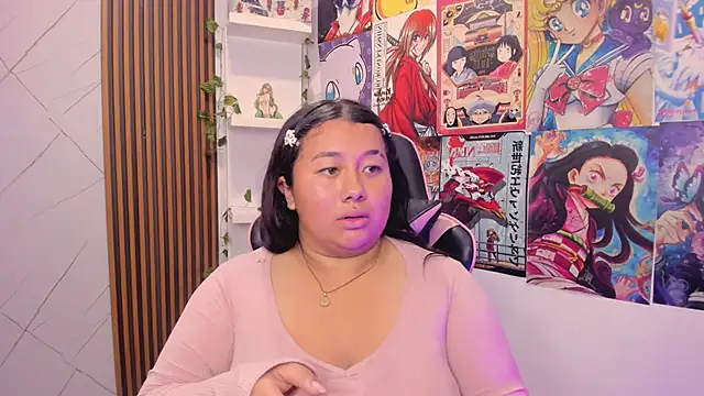 Charlotte Baker19 online show from February 13, 2025, 8:24 pm