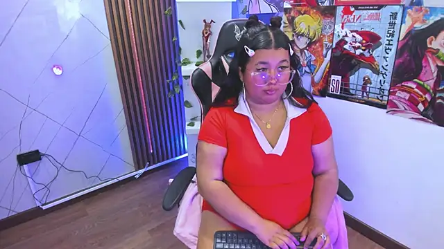 Charlotte Baker19 online show from March 7, 2025, 5:06 pm