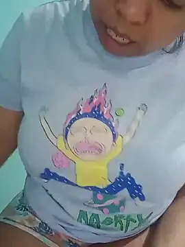 alexandraluv online show from September 19, 2025, 3:27 pm