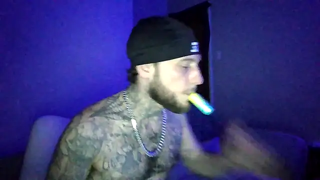 cruz815 online show from January 18, 2026, 5:00 am