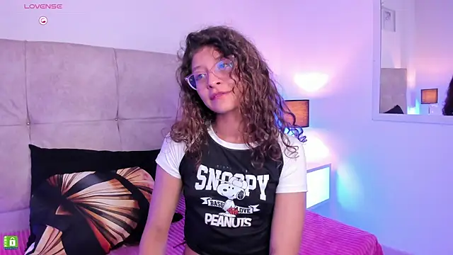 mac-sara online show from March 23, 2025, 2:04 am