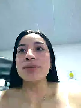 Marce0 online show from February 10, 2025, 2:30 am