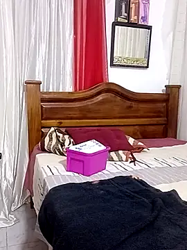 paula temptation online show from March 20, 2025, 6:42 pm