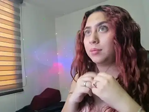 antonella4youu online show from March 17, 2025, 1:29 pm