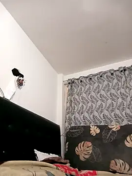 Snapshot of Sophia_Dupontx chatting on December 2, 2025, 6:31 pm Sophia Dupontx online show from December 2, 2025, 6:31 pm