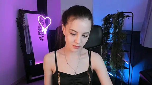 MilaStoyne online show from February 24, 2025, 11:30 pm