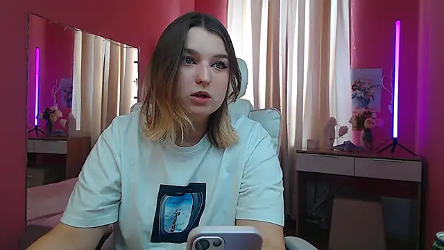 Snapshot of Jenny_Smit chatting on February 22, 2025, 7:34 am Jenny Smit online show from February 22, 2025, 7:34 am