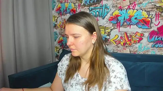 Jenny Jimmy online show from April 10, 2026, 9:27 am