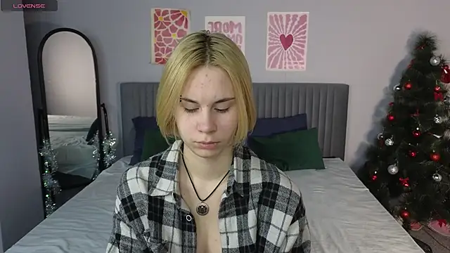 BettyCarter07 online show from January 15, 2026, 1:31 am