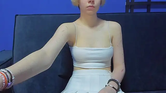 BettyCarter07 online show from February 23, 2025, 1:13 am