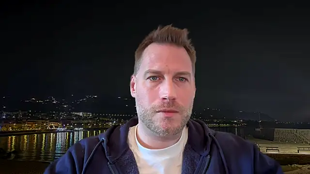 Christian87xxx online show from February 4, 2025, 1:16 pm