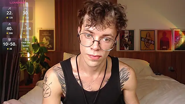 Snapshot of William_Henry_ chatting on May 29, 2026, 1:39 pm William Henry online show from May 29, 2026, 1:39 pm