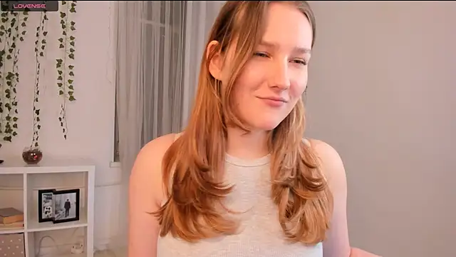 MaryWaddell online show from February 28, 2025, 4:31 pm