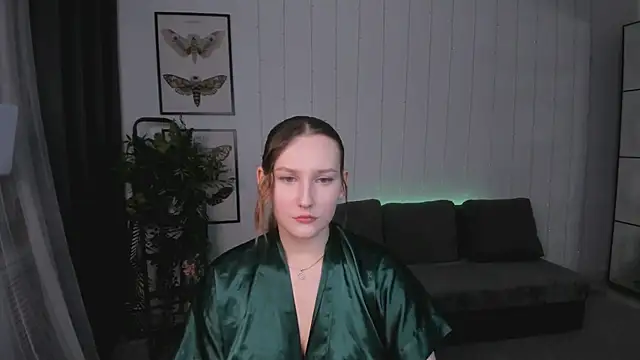 MaryWaddell online show from February 2, 2025, 6:14 am