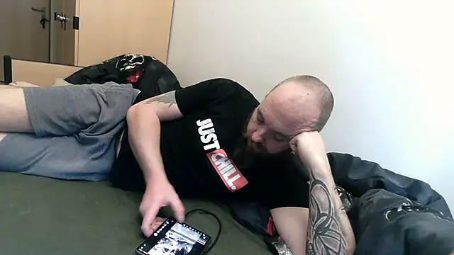 Chester 2006 online show from March 4, 2025, 4:09 pm