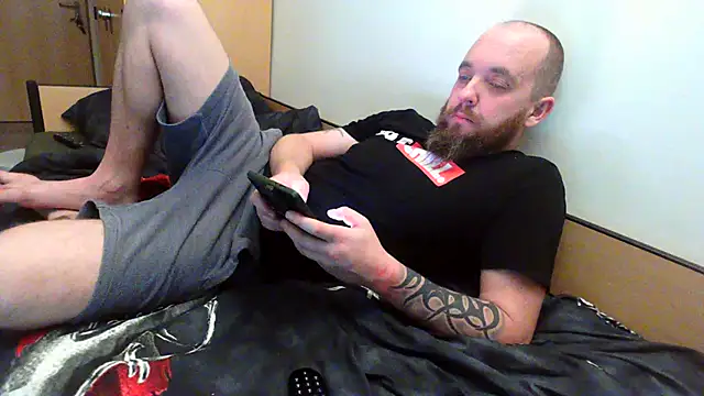 Chester 2006 online show from March 6, 2025, 7:32 pm