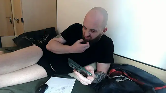 Chester 2006 online show from March 13, 2025, 3:28 pm