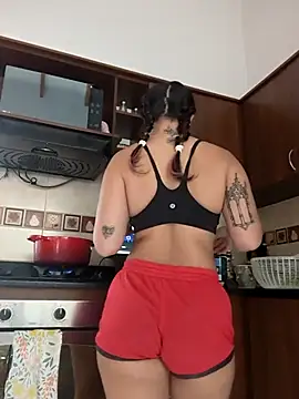 RenEnvy online show from February 26, 2026, 5:35 pm