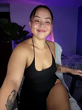 RenEnvy online show from March 17, 2025, 12:32 am