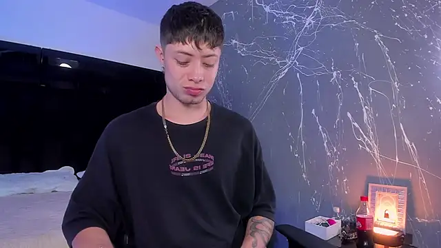 marcuscollins1  online show from October 2, 2025, 2:09 pm