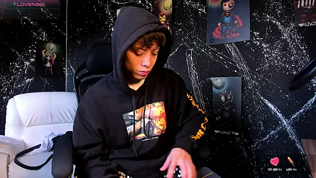 marcuscollins1  online show from February 25, 2025, 1:43 pm